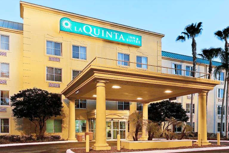 La Quinta Inn & Suites by Wyndham Lakeland East in Lakeland, FL