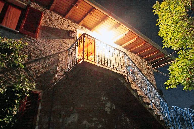 Vacation home with yard & BBQ — photo 4