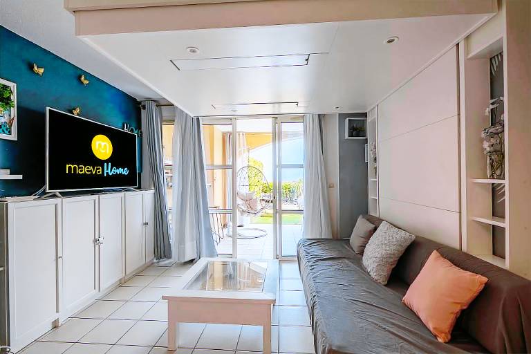 Lovely rental apartment with jacuzzi, patio & garden | Next to the beach | Pets are welcome — photo 3