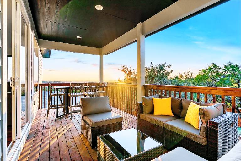 Lago Vista Home w Game Room & Outdoor Tub