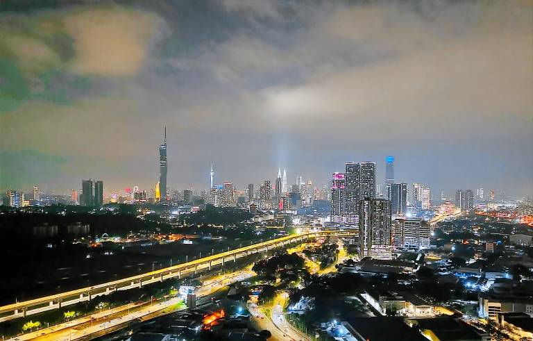 Exclusive Razak City Residence at Sungai Besi, Kuala Lumpur by LibertyHome. in Kuala Lumpur
