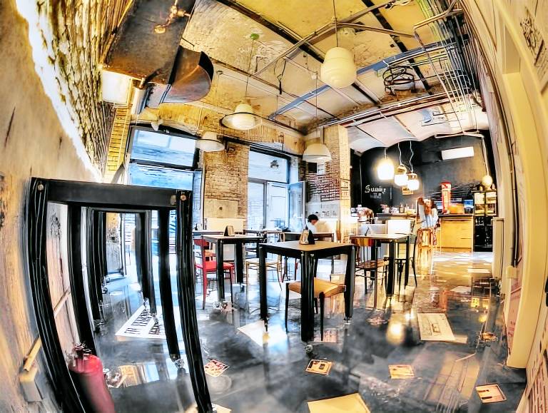 Swanky Mint Hostel — photo 4