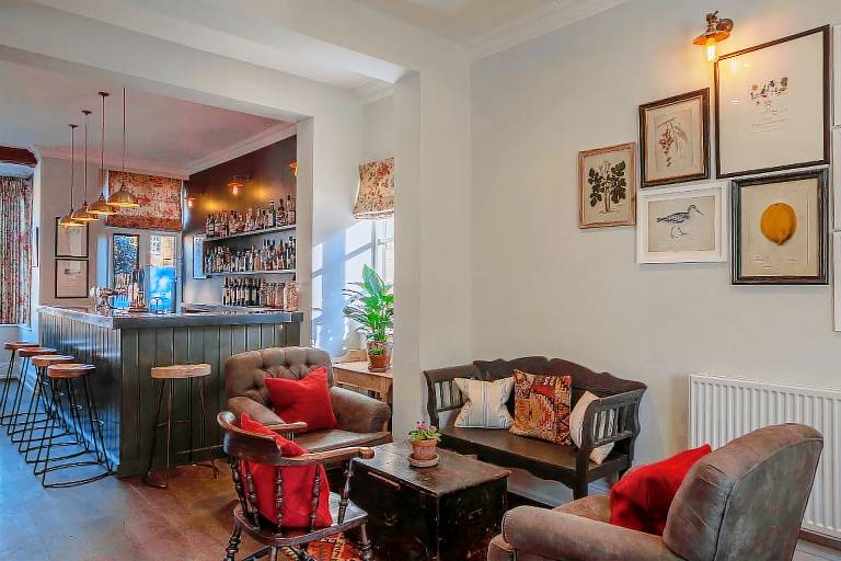 The Five Arrows Hotel — photo 3