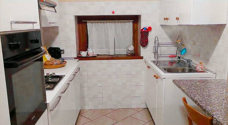 Apartment with 1 room for 5 persons — photo 4