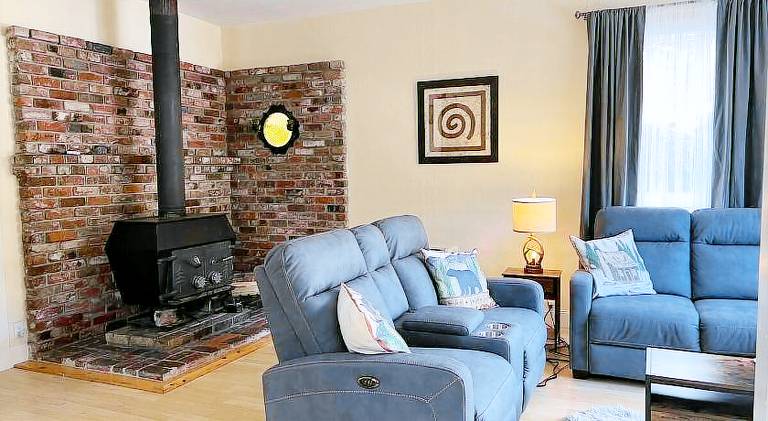 Charming house | Pets allowed in Dunsmuir, CA