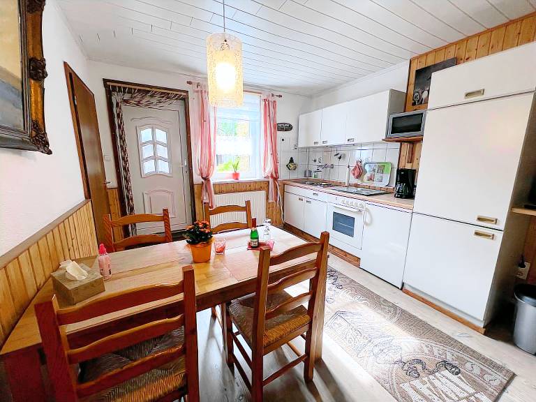 Family-friendly charming holiday apartment with yard & barbecue | Pet-friendly — photo 5