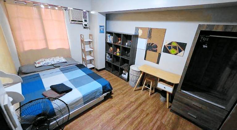Holiday apartment with 3 rooms for 9 persons in Makati