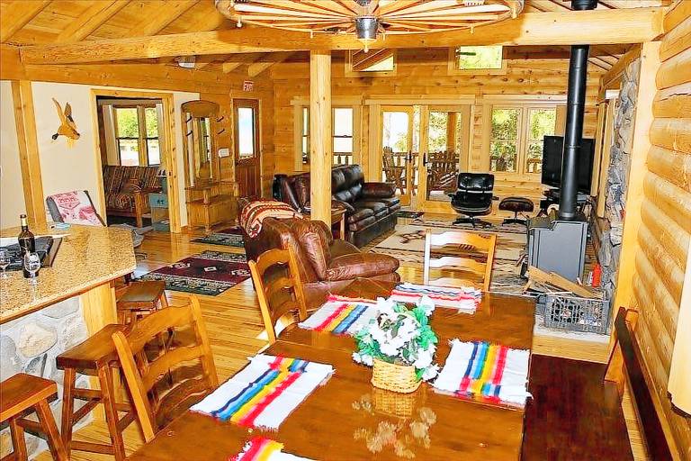 Cabin  Mariposa