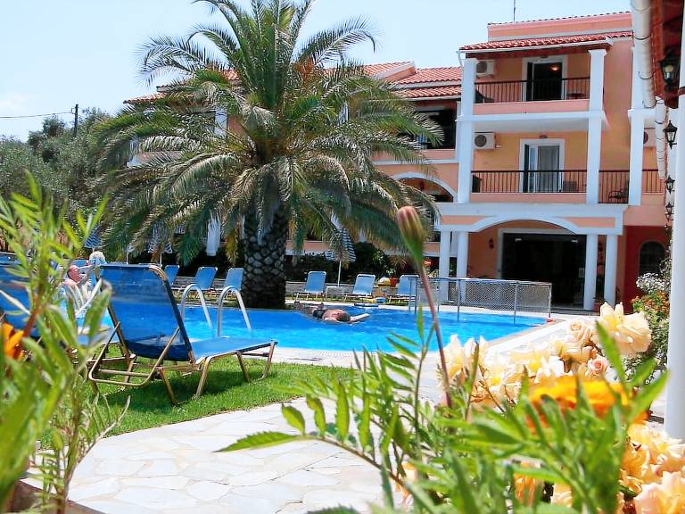 Απαρχοτέλ  Arillas Agiou Georgiou