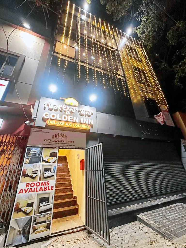 Hotel Golden Inn