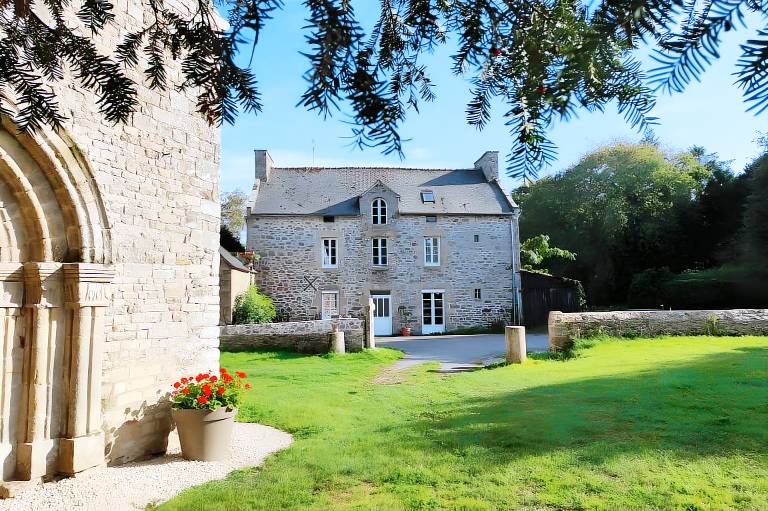 Family-friendly house with patio, barbeque & garden | Good for workation | Dogs allowed — photo 2