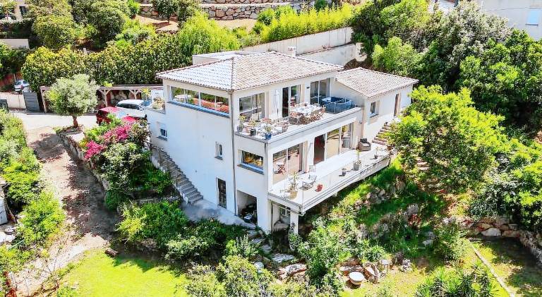 Child-friendly lovely villa with grill, pool & terrace | Dogs allowed in Propriano