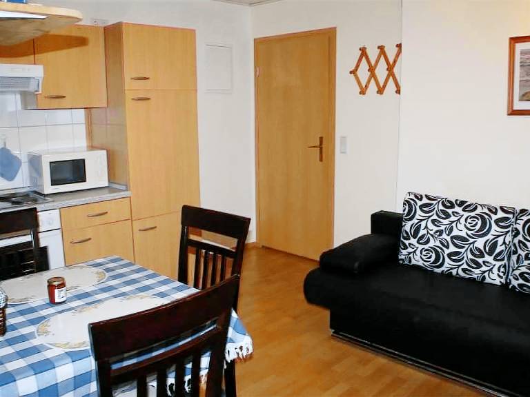 Rental apartment with barbeque | Close to the beach | Pets allowed — photo 4