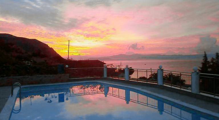 Beautiful serviced apartment with terrace, pool & grill | Beach nearby | Pets are welcome — photo 3
