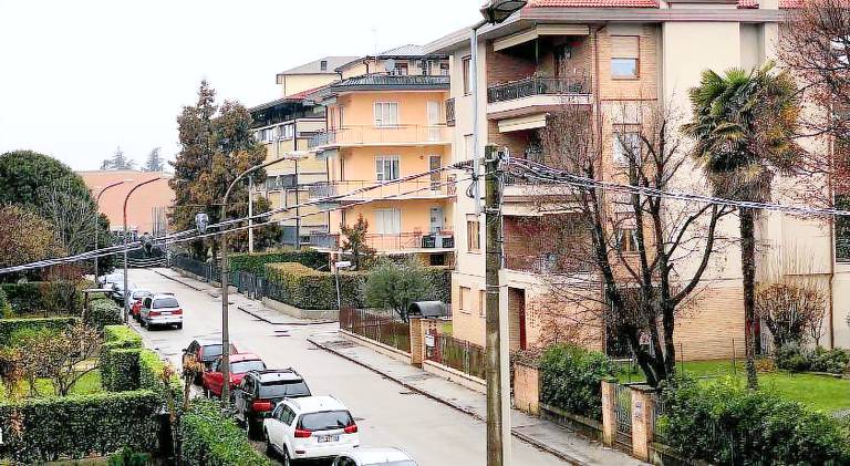 Apartment with garden & terrace — photo 4
