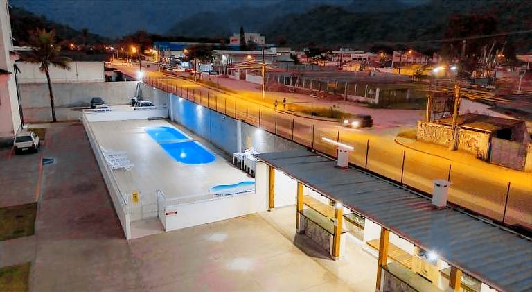 Holiday apartment with pool in Ubatuba