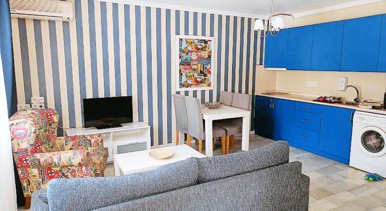 Rental apartment with pool — photo 2