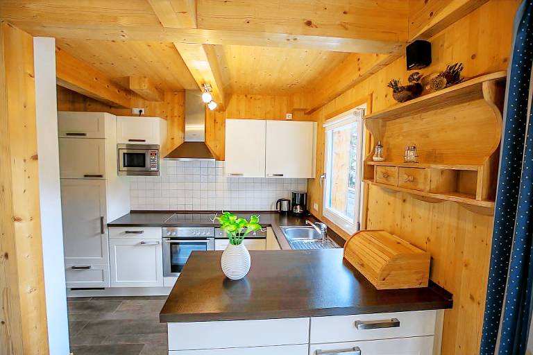 Chalet with sauna, pool & yard — photo 4