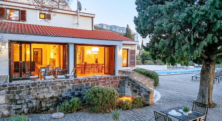 House with pool | Pet-friendly — photo 5