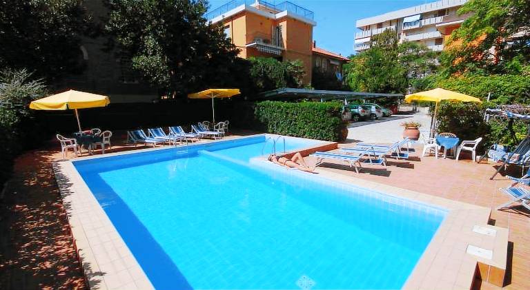 Hotel Caravelle — photo 2