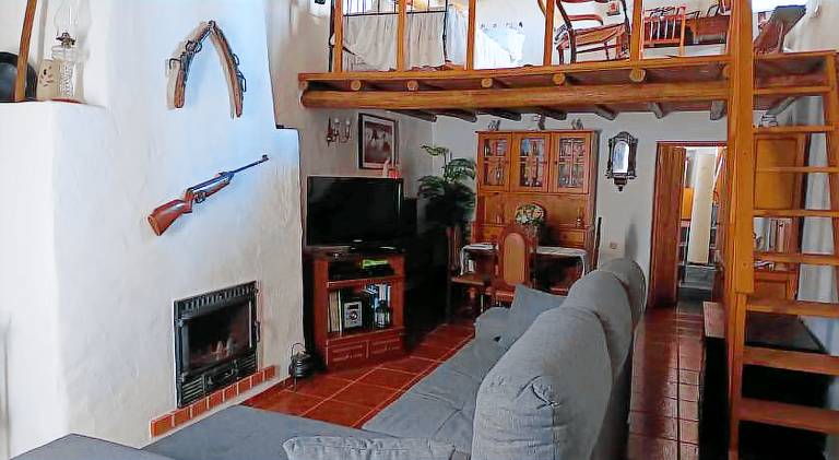 Vacation home with pool & hot tub | Dogs allowed — photo 2