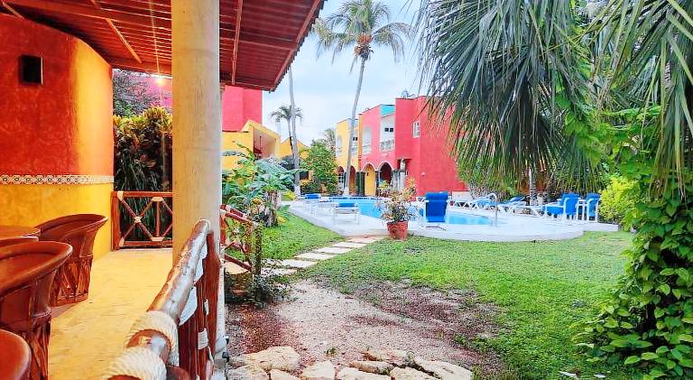 Villa with barbeque, pool & terrace | Pets are welcome in Cozumel