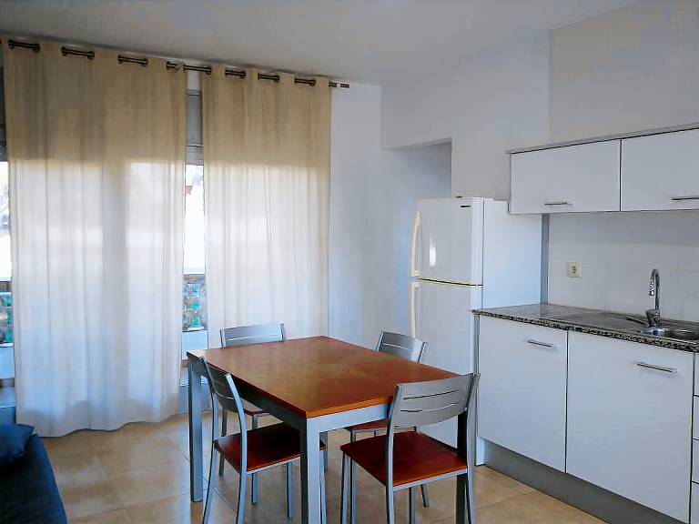 Rental apartment with 2 rooms for 6 persons — photo 5