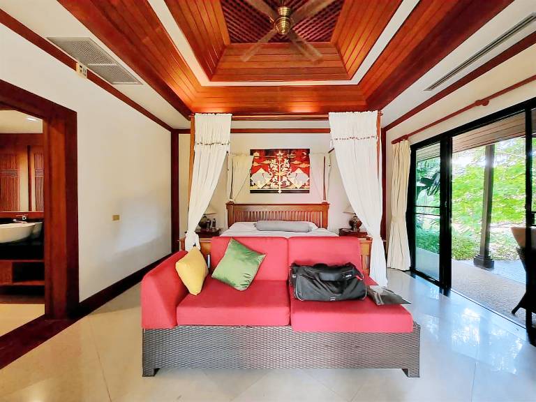 Villa with pool — photo 2