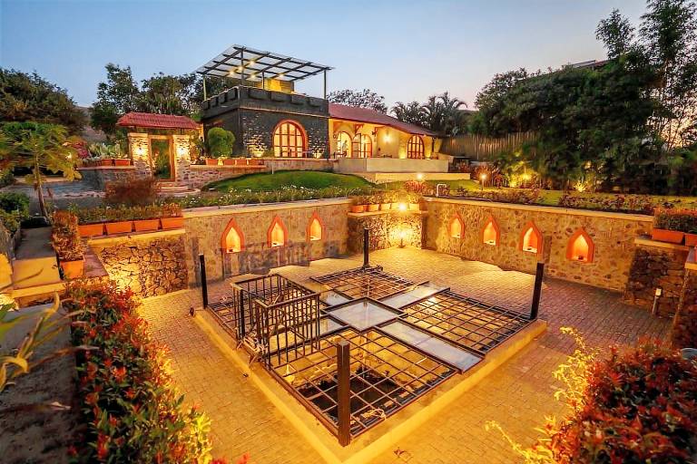 Villa with pool, barbeque & garden — photo 4