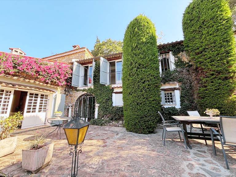 Villa  Antibes