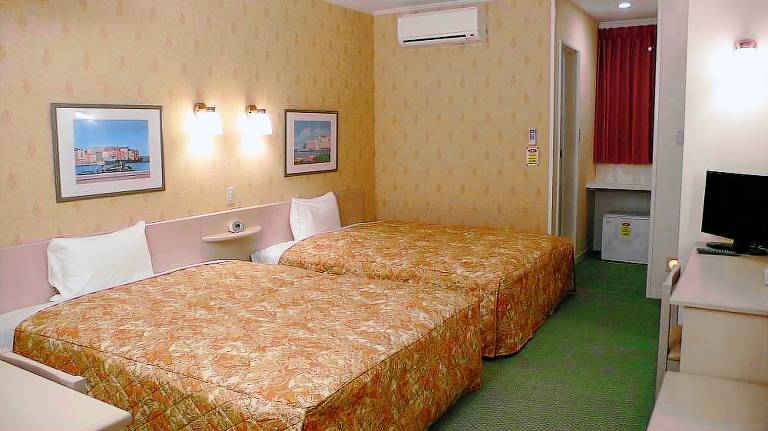 Motel 4 Chome Chidoridai