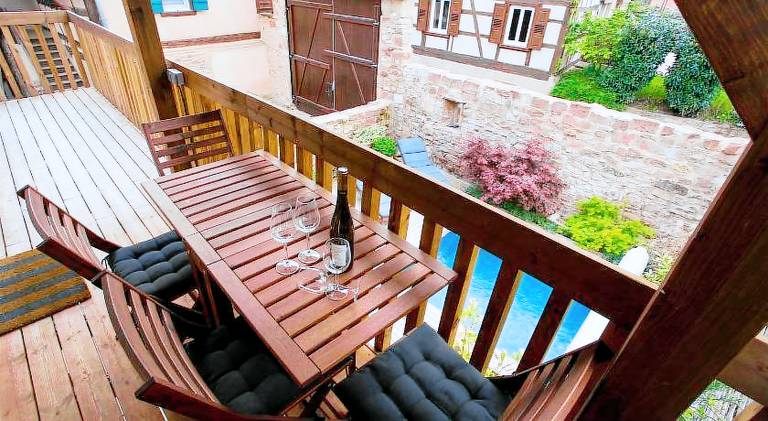 Rental apartment with jacuzzi, terrace & garden | Pets allowed — photo 5