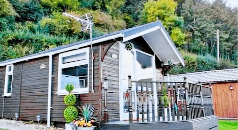 Chalet with 2 rooms for 6 persons in Aberystwyth