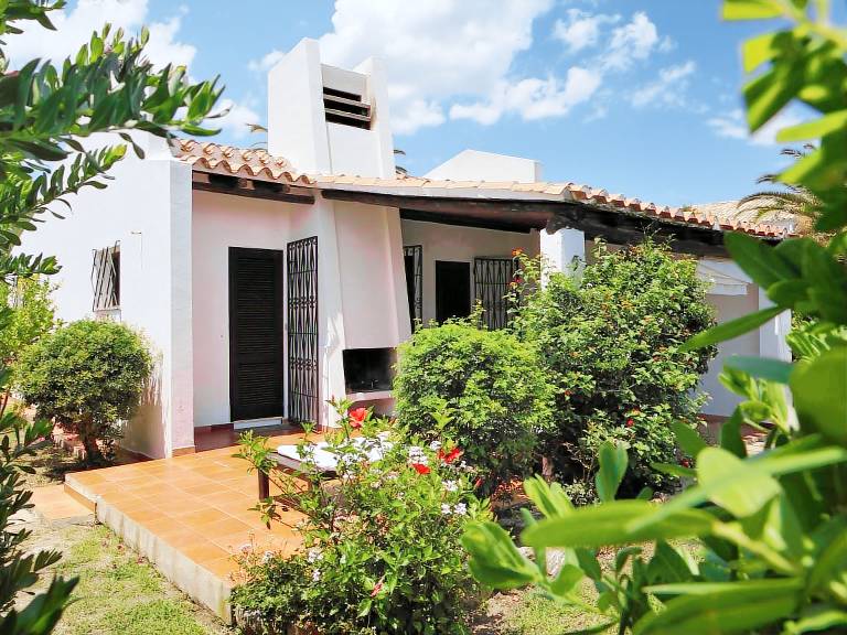 Fully equipped villa with garden, grill & patio | Garden view | Close to the beach | Suitable for remote work | Dogs allowed in Muravera