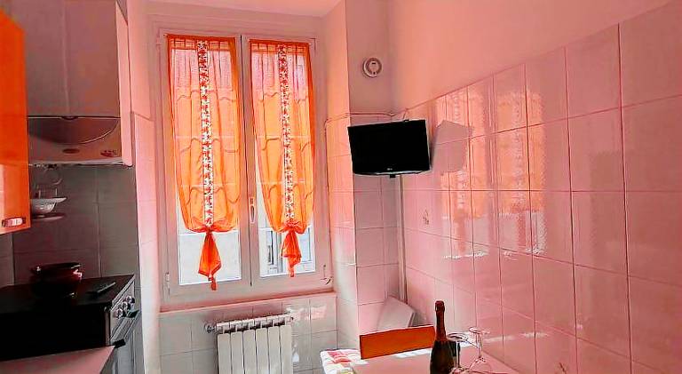 Rental apartment with 2 rooms for 5 persons — photo 4