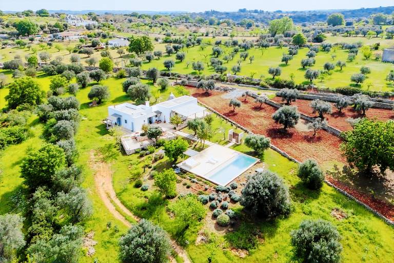 Villa with BBQ, private pool & garden — photo 5