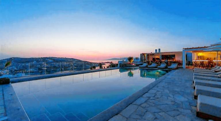 Rental apartment with pool, yard & terrace | Pets allowed in Mykonos