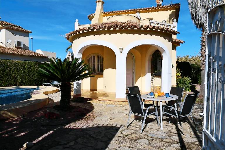 Fully equipped villa with garden, private pool & terrace | Pet-friendly — photo 2