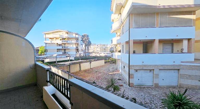 Apartment | Beach nearby | Pets allowed — photo 3