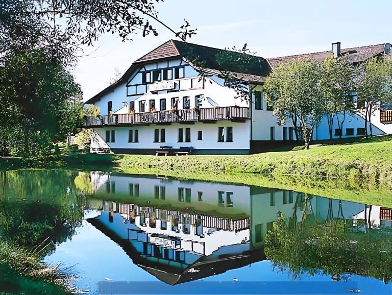 Hotel Burg Hof