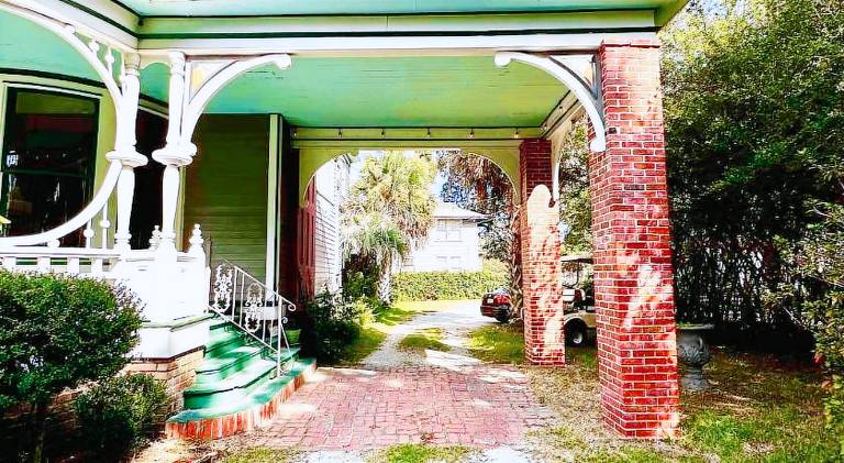 Serviced apartment with yard | Dogs allowed — photo 4