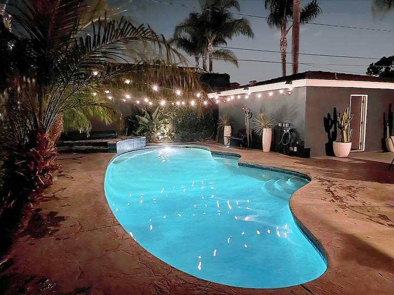 House  Balboa Island