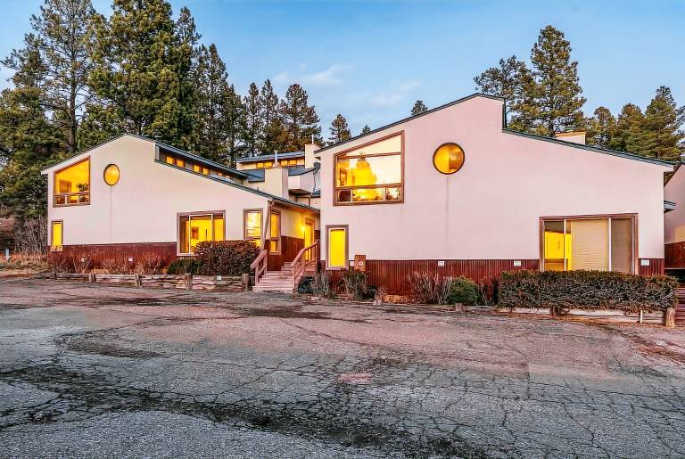 Children-friendly pleasant vacation home with terrace, barbeque & fast internet | Lake view | Suitable for remote work | Pet-friendly — photo 5