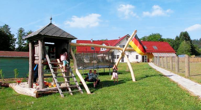 Rental apartment with 2 rooms for 4 persons in Stuttgart