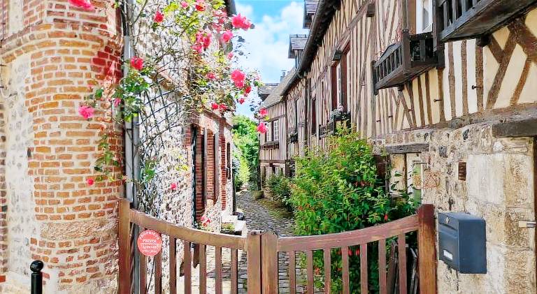Pleasant holiday apartment with garden | Dogs allowed — photo 4