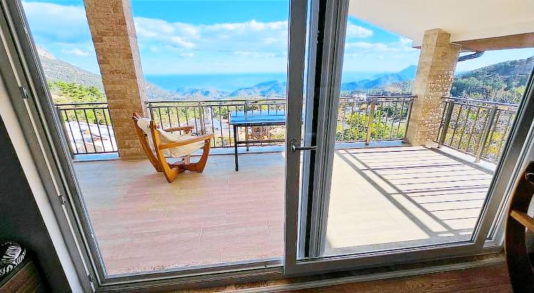 Villa with private pool, yard & terrace | Pets are welcome — photo 4