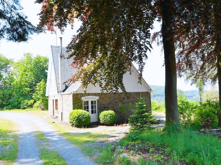 Cottage Hotton