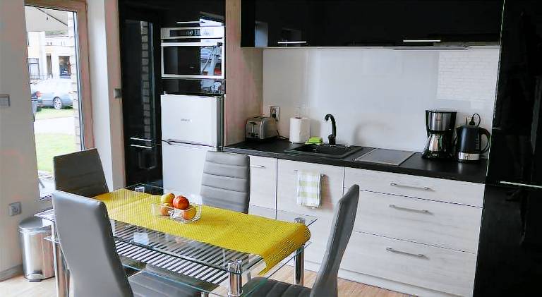 Vacation home with barbecue, patio & garden | Close to the beach | Dogs allowed — photo 3
