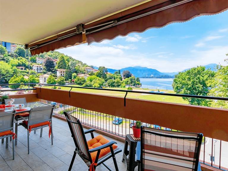 Appartamento Laveno