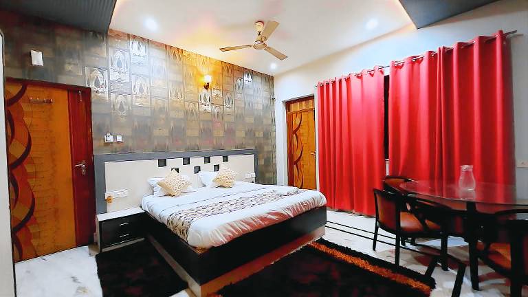 Hotel Rajyashree Palace in Varanasi